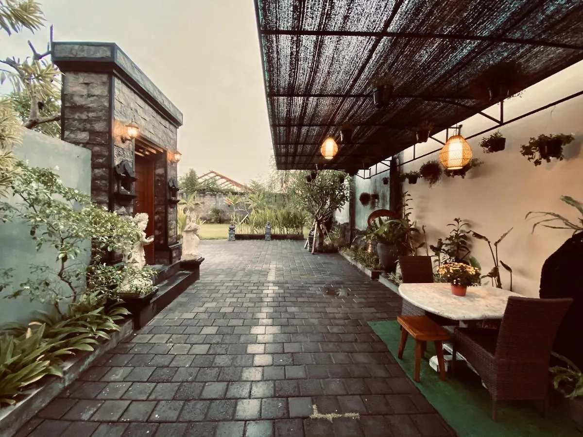 Dikubu Belong Seminyak Hotel Gasthuis